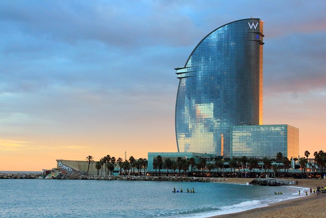 ¿Cuánto deberías ganar en 2025 para vivir solo en Barcelona o Madrid sin apuros? 2 sueldo barcelona madrid vivir solo